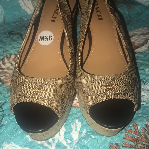 Coach platform heels. BrAnd new. Original 9 1/2 W - Picture 1 of 4